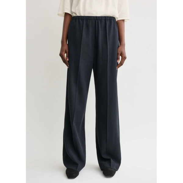 Toteme Pant luxury Clothing from  Luxury Handbags Marketplace