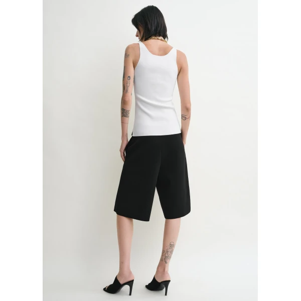 Toteme Shorts with minimalist design at Luxury Shoes 