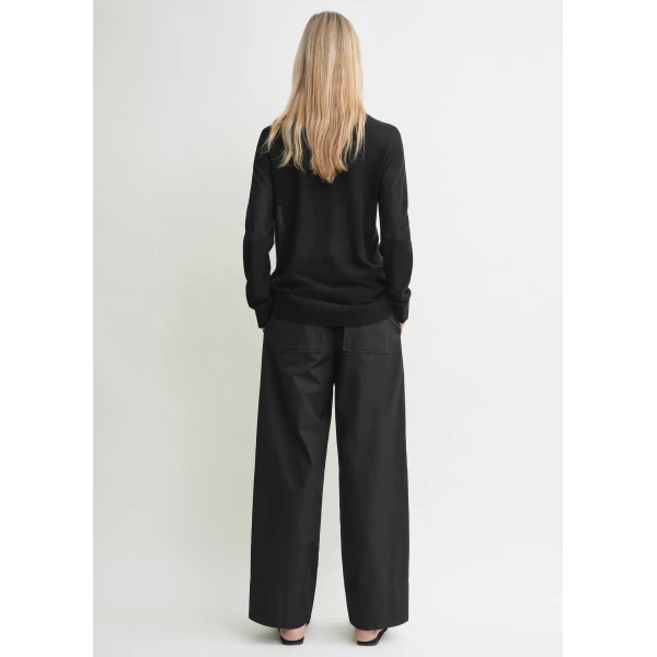 Toteme Knitwear with minimalist design at Luxury Shoes 