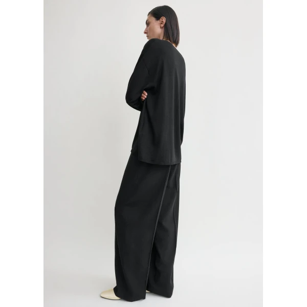 Toteme Knitwear with minimalist design at Luxury Shoes 