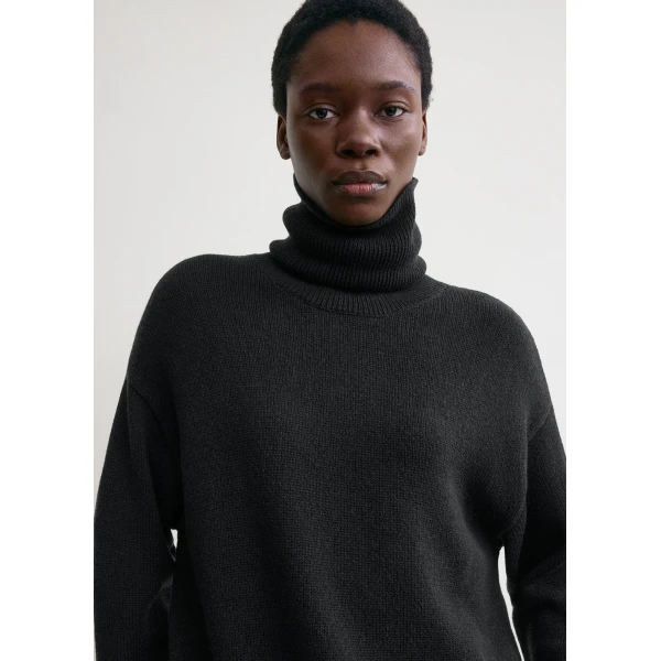 Toteme sweater luxury Clothing from  Luxury Handbags Marketplace