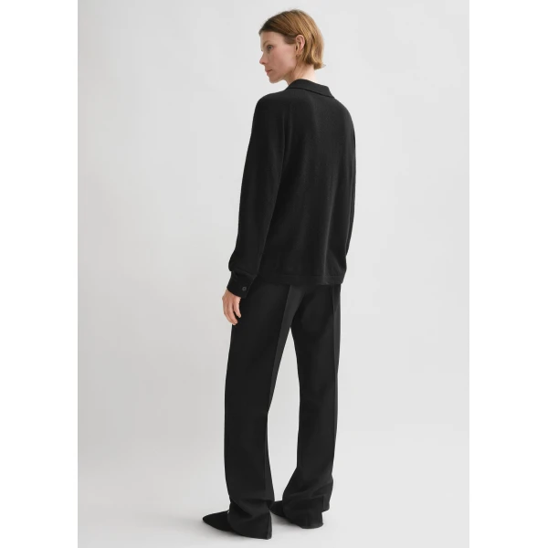 Toteme Knitwear with minimalist design at Luxury Shoes 
