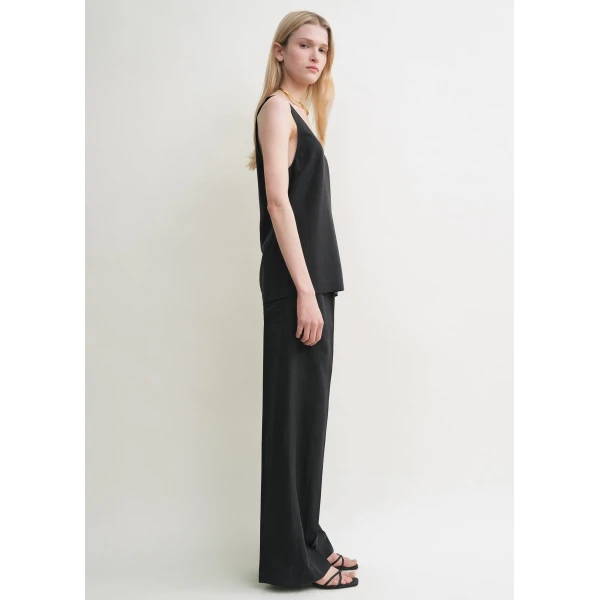 Toteme Top luxury Clothing from  Luxury Handbags Marketplace