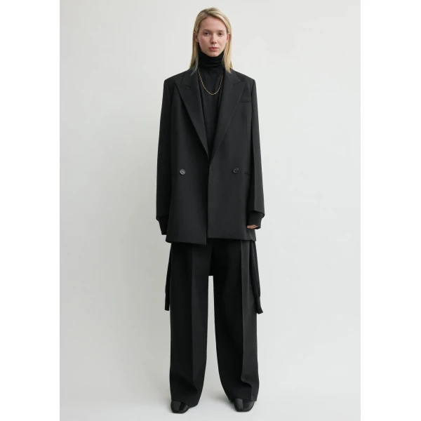 Toteme Jackets with minimalist design at Luxury Shoes 