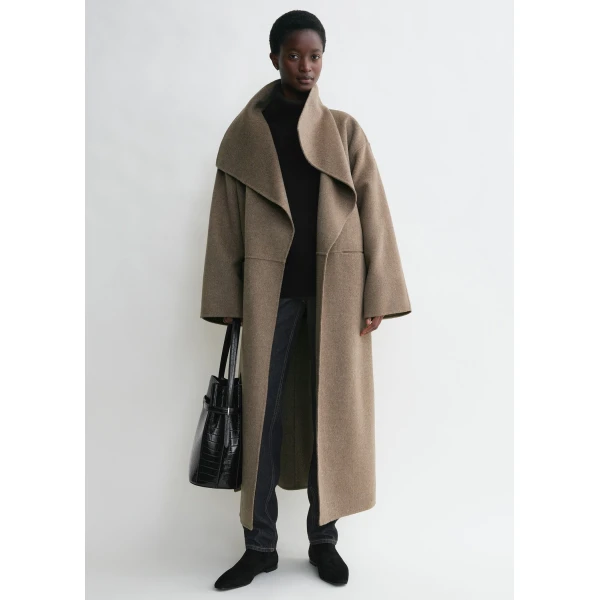Toteme Coats with minimalist design at Luxury Shoes 