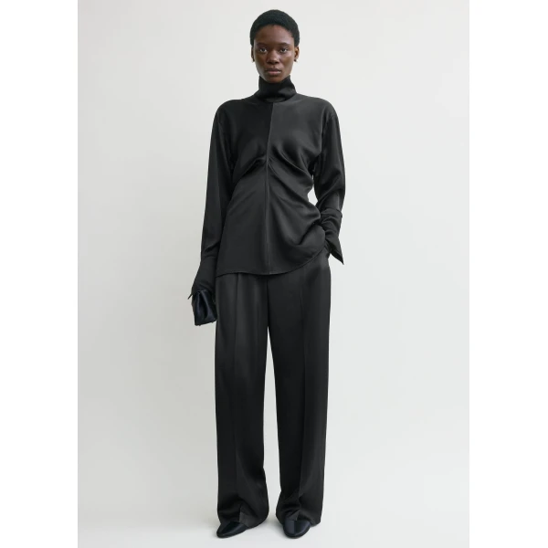 Toteme Top luxury Clothing from  Luxury Handbags Marketplace