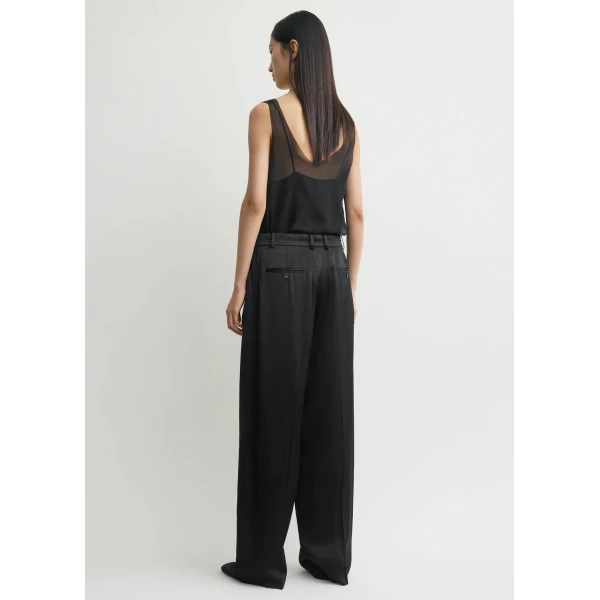 Toteme Pants with minimalist design at Luxury Shoes 