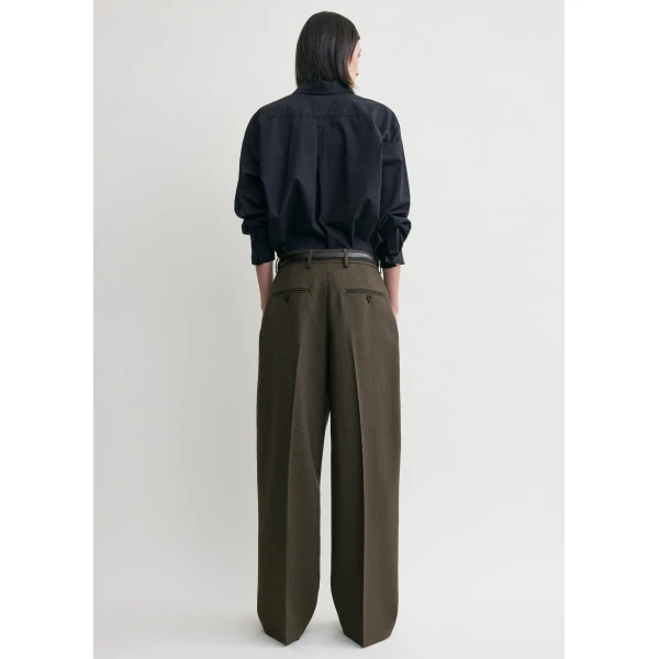 Toteme Pants with minimalist design at Luxury Shoes 