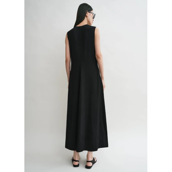 Toteme Dresses with minimalist design at Luxury Shoes 