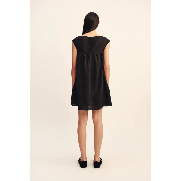 Posse Matilda Shift Mini Dress - Black – sustainable Dresses in Black from Australian designer at Luxury Shoes .