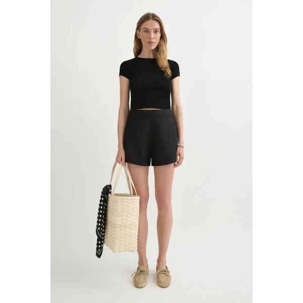 Posse Perri Short - Black – sustainable Shorts in Black from Australian designer at Luxury Shoes .