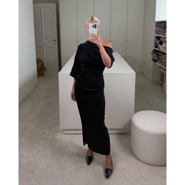 Bernadette dresses