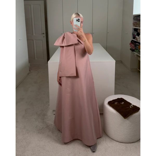 Bernadette dresses
