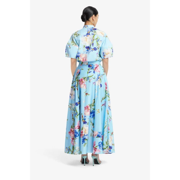 Voluminous maxi skirt