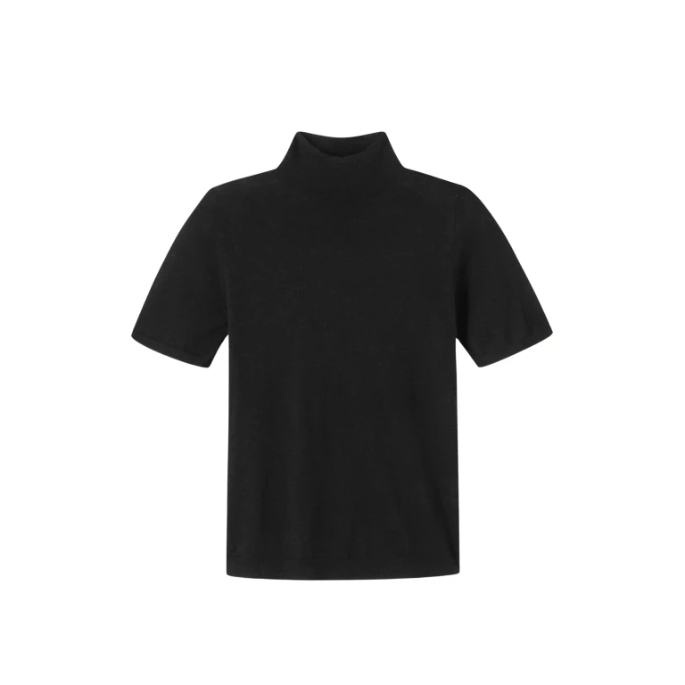 Me and Em Barely There Tee – luxury British Black in Me and Em exclusively at Luxury Shoes 