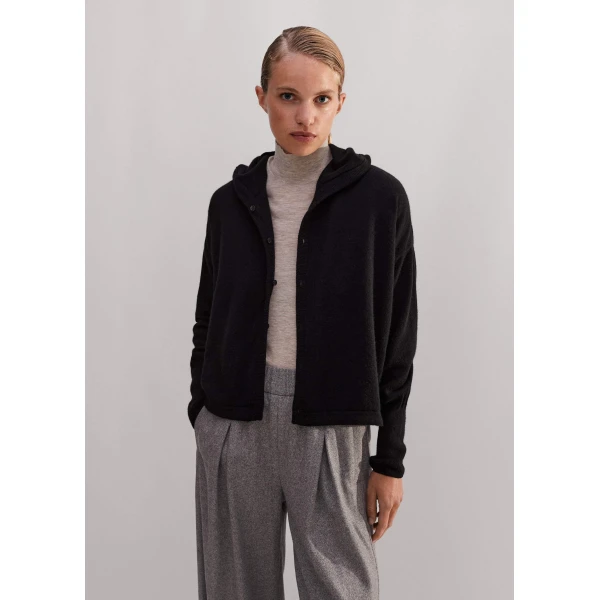 Me + Em Cashmere Drop Shoulder Box Crop Hoody – luxury British Black in Me and Em exclusively at Luxury Shoes 