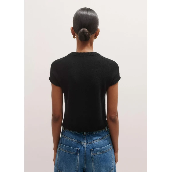 Me and Em Cashmere Shrunken Baby Tee – luxury British Black in Me and Em exclusively at Luxury Shoes 