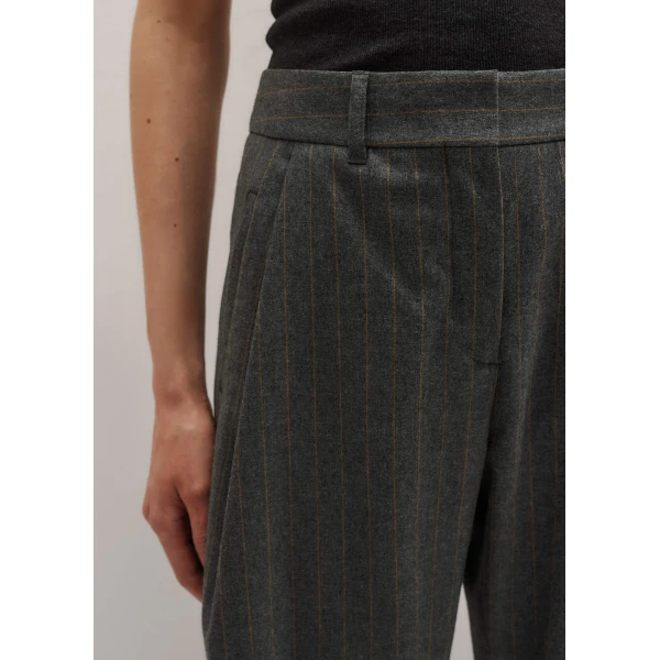 Me + Em Clever Pant – luxury British Brown in Me and Em exclusively at Luxury Shoes 
