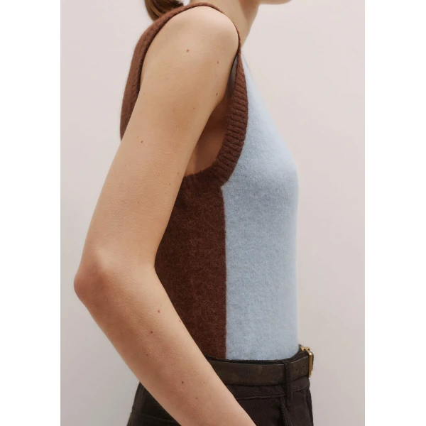 Me and Em Contrast Knit Vest – luxury British Brown in Me and Em exclusively at Luxury Shoes 