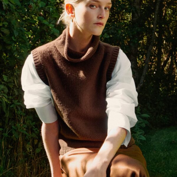 Me and Em Crop Sweater Vest, view 7
