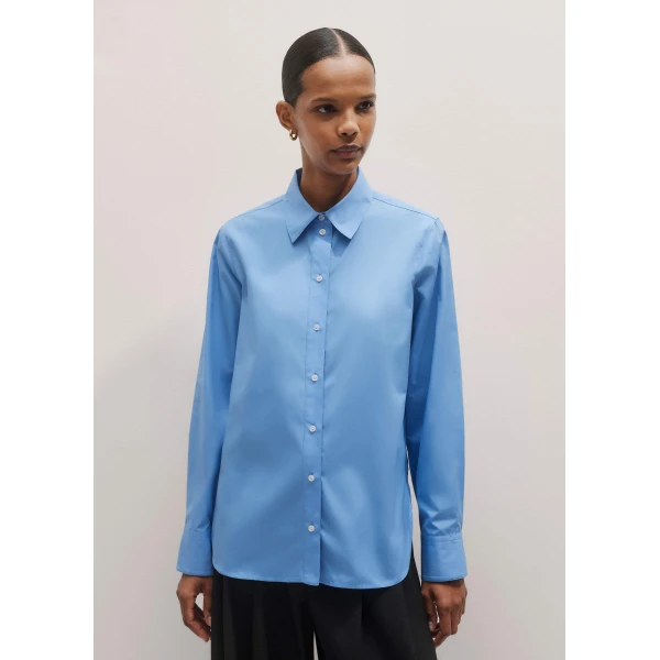 Me + Em Curved Hem Shirt – luxury British Blue in Me and Em exclusively at Luxury Shoes 