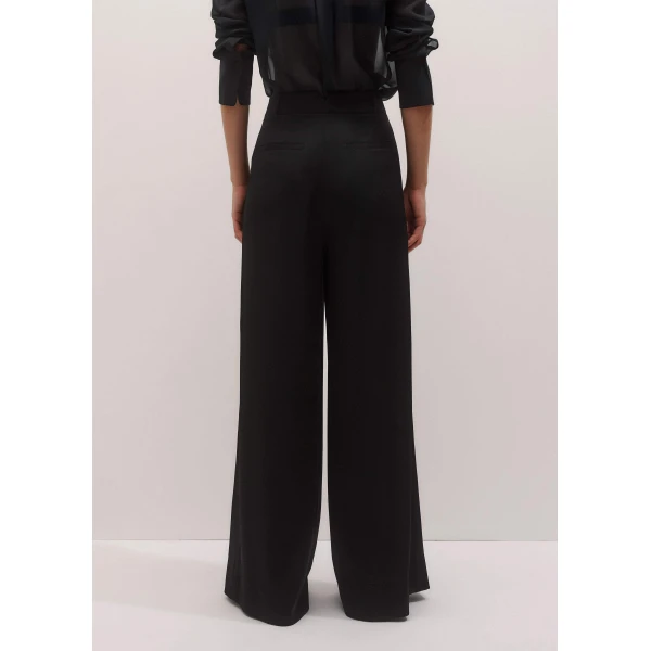 Me + Em Double Pleat Pant – luxury British Black in Me and Em exclusively at Luxury Shoes 