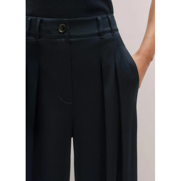 Me + Em Double Pleat Pant – luxury British Blue in Me and Em exclusively at Luxury Shoes 