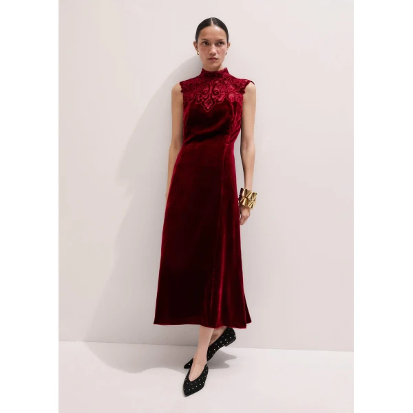 Me + Em Embroidered Midi Dress – luxury British Red in Me and Em exclusively at Luxury Shoes 