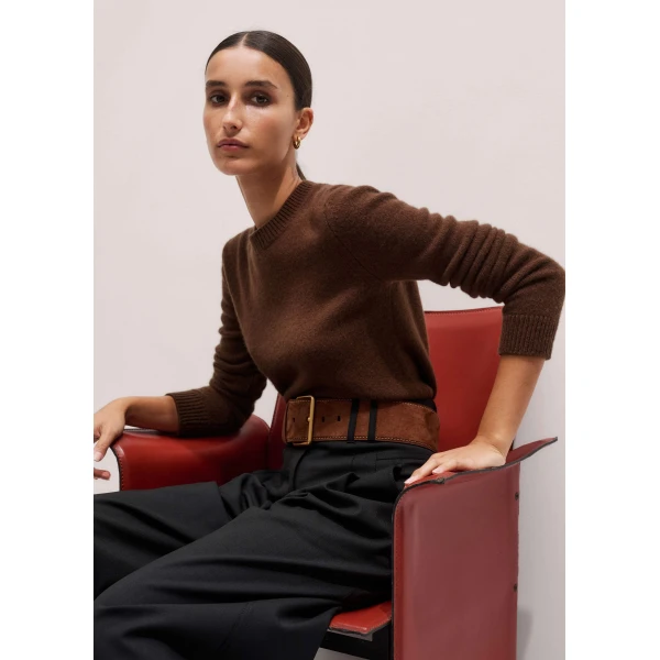 Me + Em Essential Crew Sweater – luxury British Brown in Me and Em exclusively at Luxury Shoes 