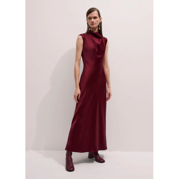 Me and Em Evening Maxi Dress – luxury British Red in Me and Em exclusively at Luxury Shoes 
