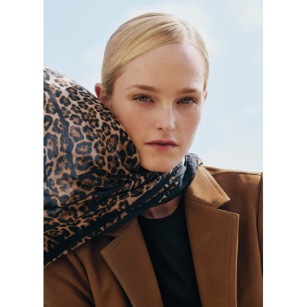 Me + Em Forever Blazer – luxury British Brown in Me and Em exclusively at Luxury Shoes 