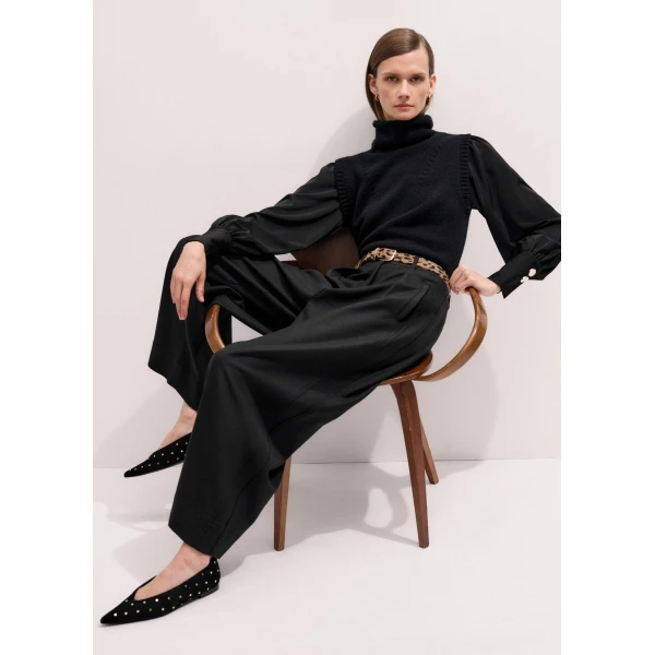 Me + Em Layering Blouse – luxury British Black in Me and Em exclusively at Luxury Shoes 