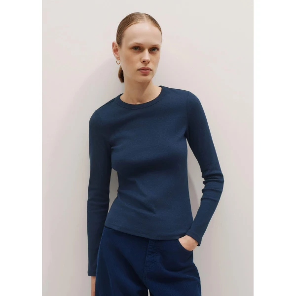Me + Em Perfect Basic Top – luxury British Blue in Me and Em exclusively at Luxury Shoes 