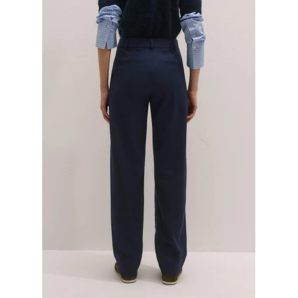 Me + Em Pleat Tapered Trouser – luxury British Blue in Me and Em exclusively at Luxury Shoes 