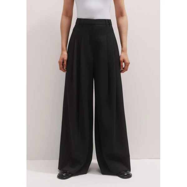 Me + Em Pleated Wide-Leg Trouser – luxury British Black in Me and Em exclusively at Luxury Shoes 