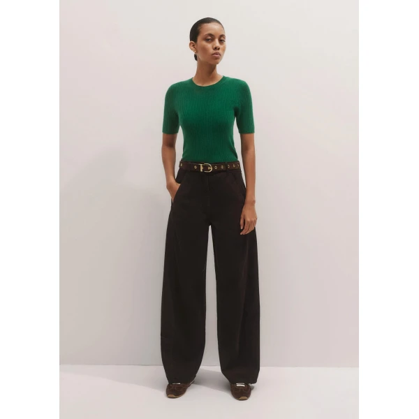Me + Em Rib Knit Slim Tee – luxury British Green in Me and Em exclusively at Luxury Shoes 