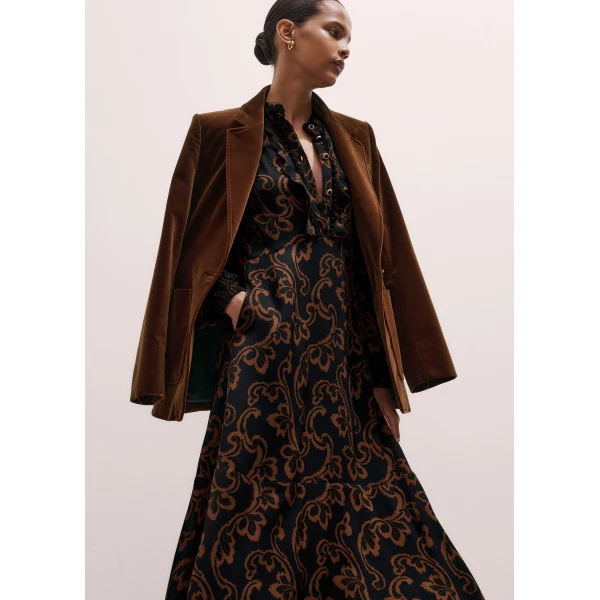 Me + Em Signature Maxi Dress – luxury British Black in Me and Em exclusively at Luxury Shoes 