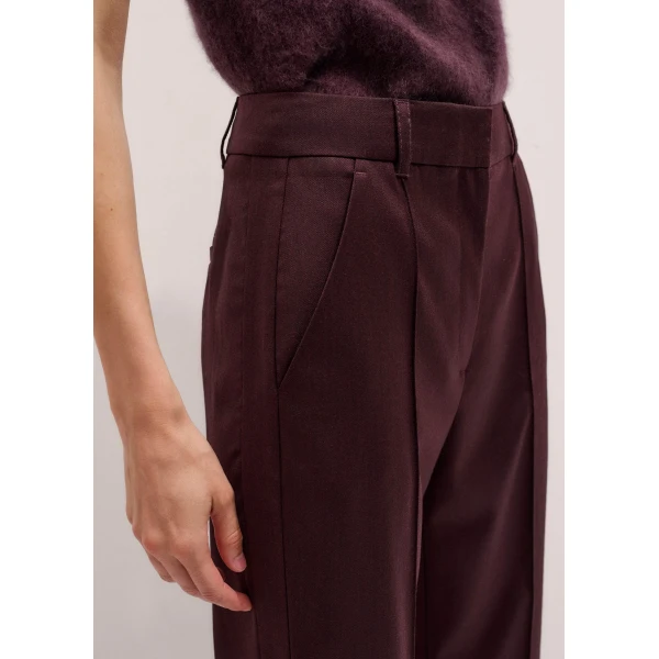 Me + Em Slim Crop Trouser – luxury British Red in Me and Em exclusively at Luxury Shoes 
