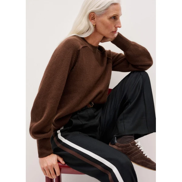 Me + Em Sporty Smart Man Pant – luxury British Black in Me and Em exclusively at Luxury Shoes 
