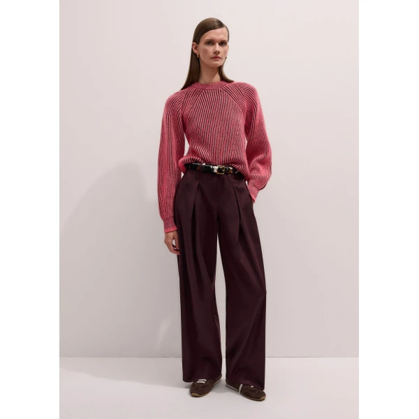 Me + Em Statement Jumper – luxury British Red in Me and Em exclusively at Luxury Shoes 