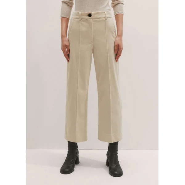 Me + Em Straight Crop Trouser – luxury British Ivory in Me and Em exclusively at Luxury Shoes 