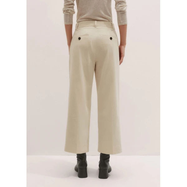 Me and Em Straight Crop Trouser – luxury British Ivory in Me and Em exclusively at Luxury Shoes 