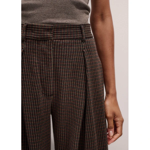 Me and Em Tapered Trouser – luxury British Brown in Me and Em exclusively at Luxury Shoes 