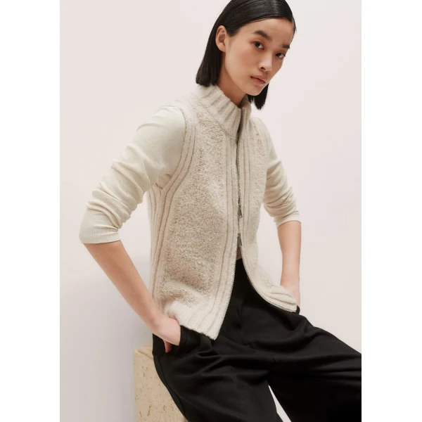 Me + Em Teddy Knit Vest – luxury British Ivory in Me and Em exclusively at Luxury Shoes 