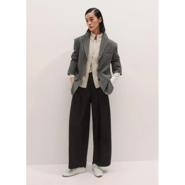 Me + Em Teddy Knit Vest – luxury British Ivory in Me and Em exclusively at Luxury Shoes 