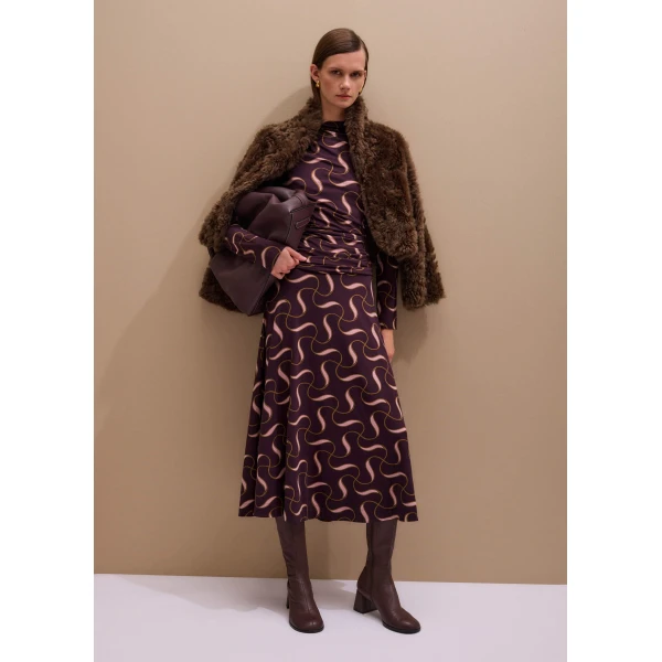 Me + Em Ultra-Fluid Maxi Dress – luxury British Red in Me and Em exclusively at Luxury Shoes 