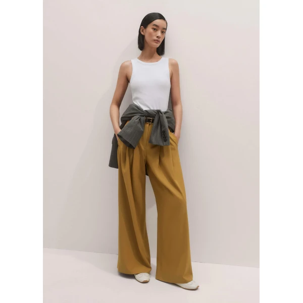 Me + Em Wide-Leg Pleat Pant – luxury British Yellow in Me and Em exclusively at Luxury Shoes 