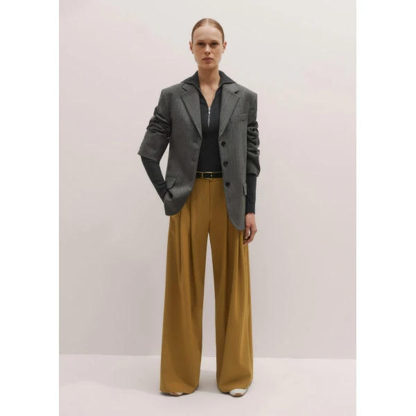 Me + Em Wide-Leg Pleat Trouser – luxury British Yellow in Me and Em exclusively at Luxury Shoes 