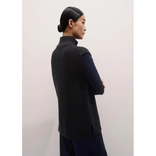 Me + Em Zip Sweater Vest – luxury British Brown in Me and Em exclusively at Luxury Shoes 