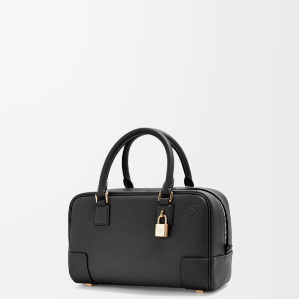 LOEWE Amazona 23 Bag
In Nappa Calfskin, view 3